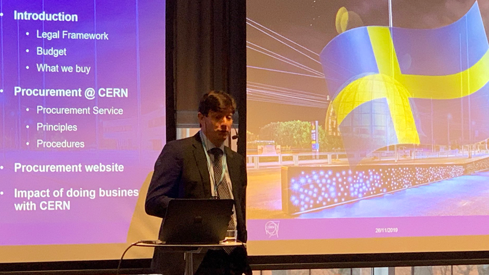 49 deltagare kom från Big science-anläggningar. Här ses Jerome Pierlot, Head of Procurement for Accelerators & Technology Section på CERN berätta om deras sätt att arbeta med upphandlingar.